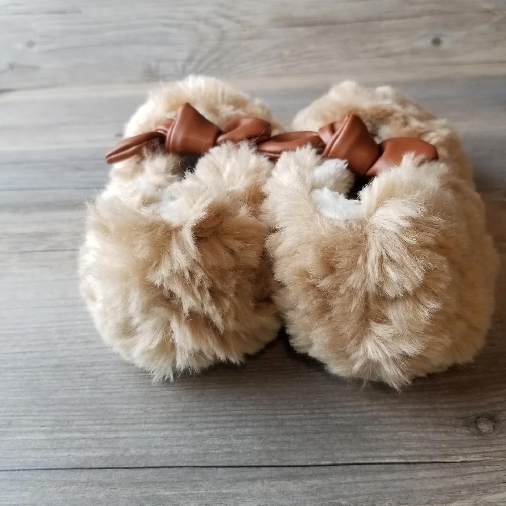 Cheerful Mario Faux Fur Butterfly Knot Soled Slipper Shoes
